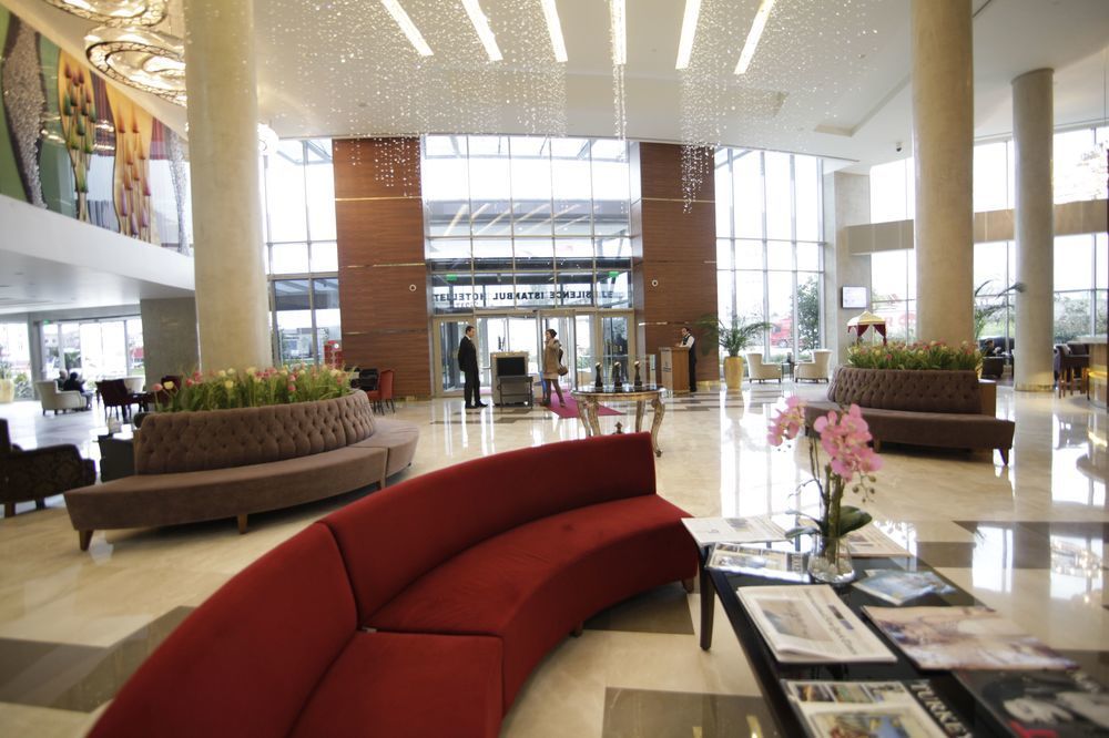 Doubletree By Hilton Istanbul Atasehir Hotel & Conference Centre ภายนอก รูปภาพ